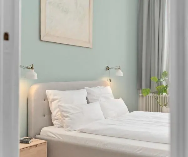 Mel&bens Weserstadion Jugendstil-design * ブレーメン