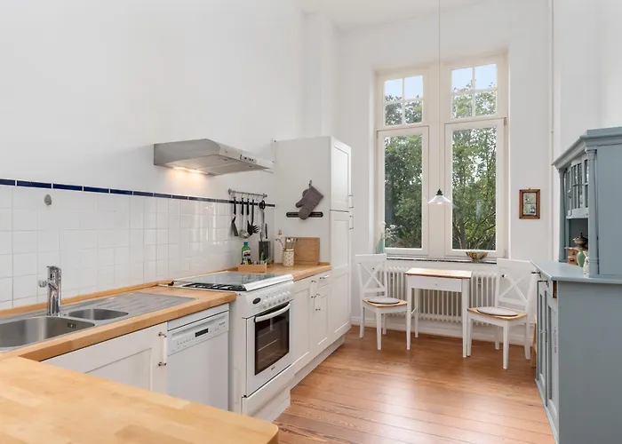 Mel&bens Weserstadion Jugendstil-design * ブレーメン